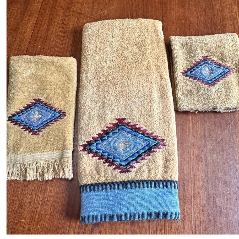 Vintage Southwestern Embroidered 3 Piece Towel Set Ranch Denim Border Rustic